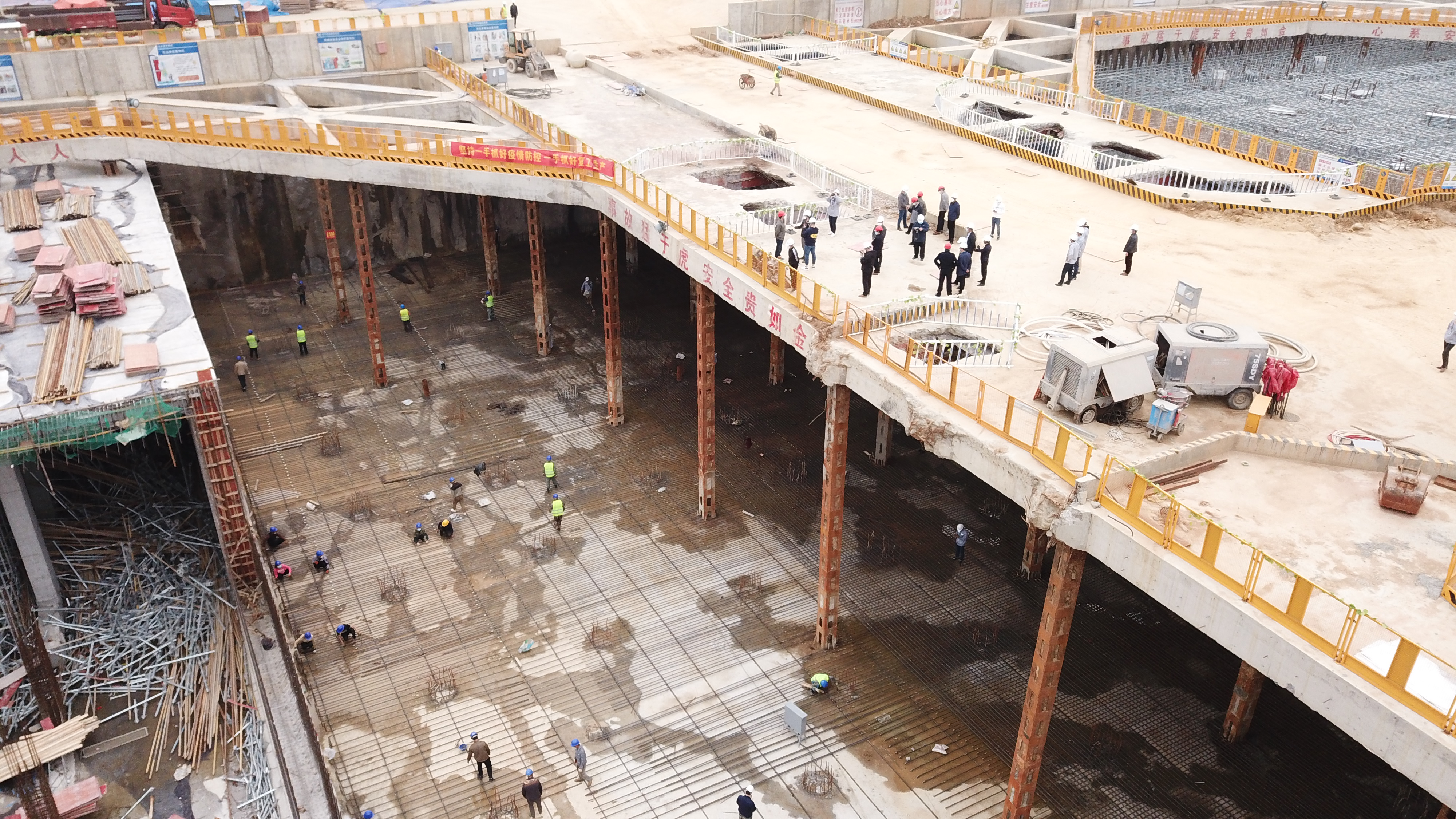 3月24日，南湖水環(huán)境提升工程復工現(xiàn)場 (2).jpg